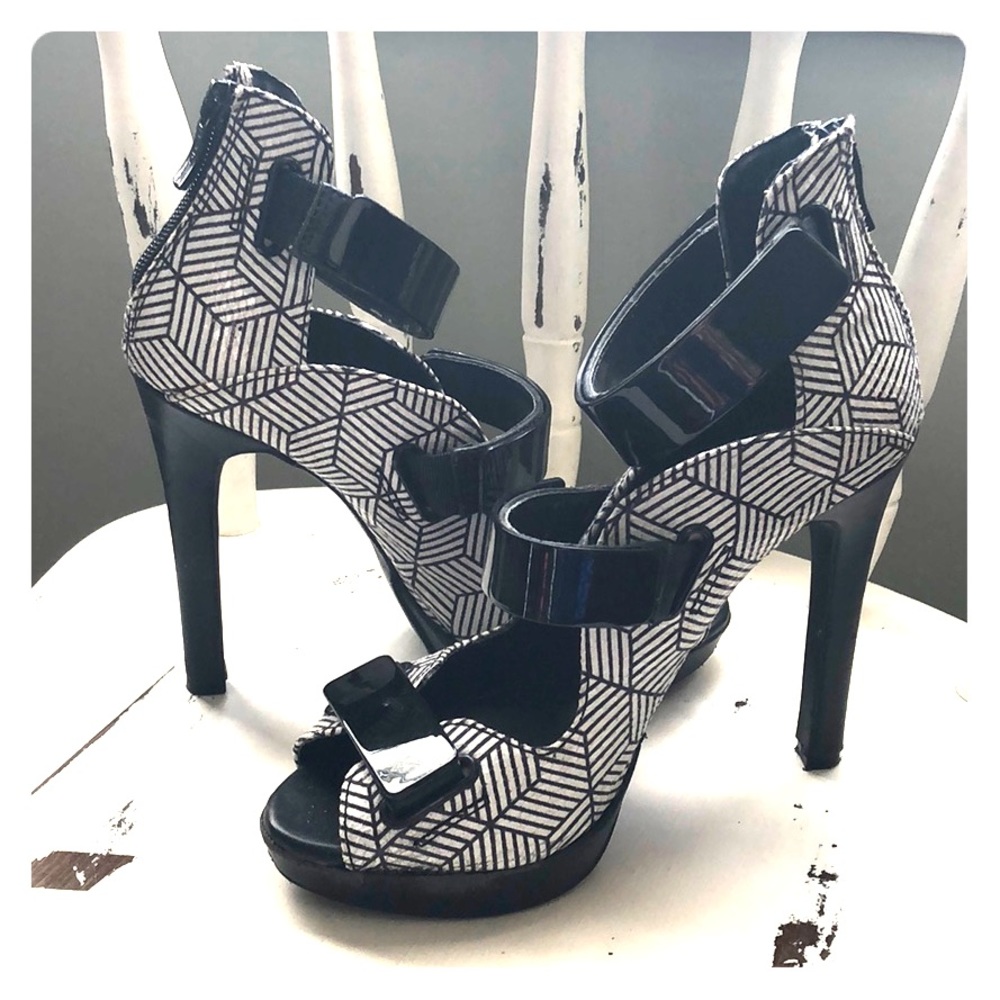 BCBG eneration Heels